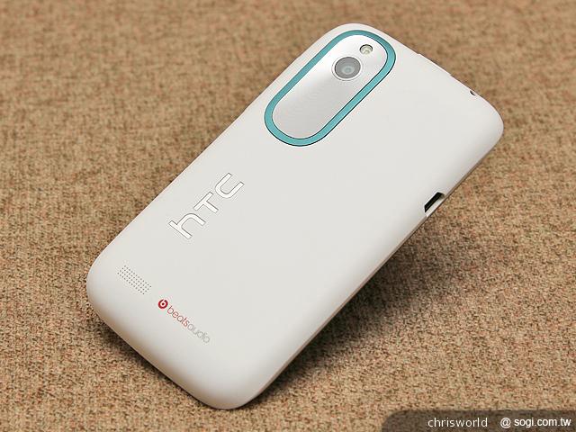 搭載Beats Audio音效的中階智慧機 HTC Desire X 搭載Beats Audio音效的中階智慧機 HTC Desire X