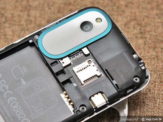 搭載Beats Audio音效的中階智慧機 HTC Desire X 搭載Beats Audio音效的中階智慧機 HTC Desire X