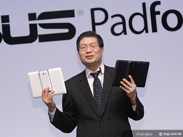 PadFone2變形手機台灣首發 搭高通四核 單機17901起 PadFone2變形手機台灣首發 搭高通四核 單機17901起