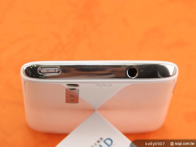 Sharp SH630E亞太智慧新秀 雙卡雙待雙核心！