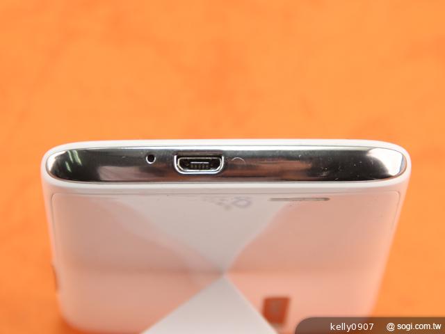 Sharp SH630E亞太智慧新秀 雙卡雙待雙核心！