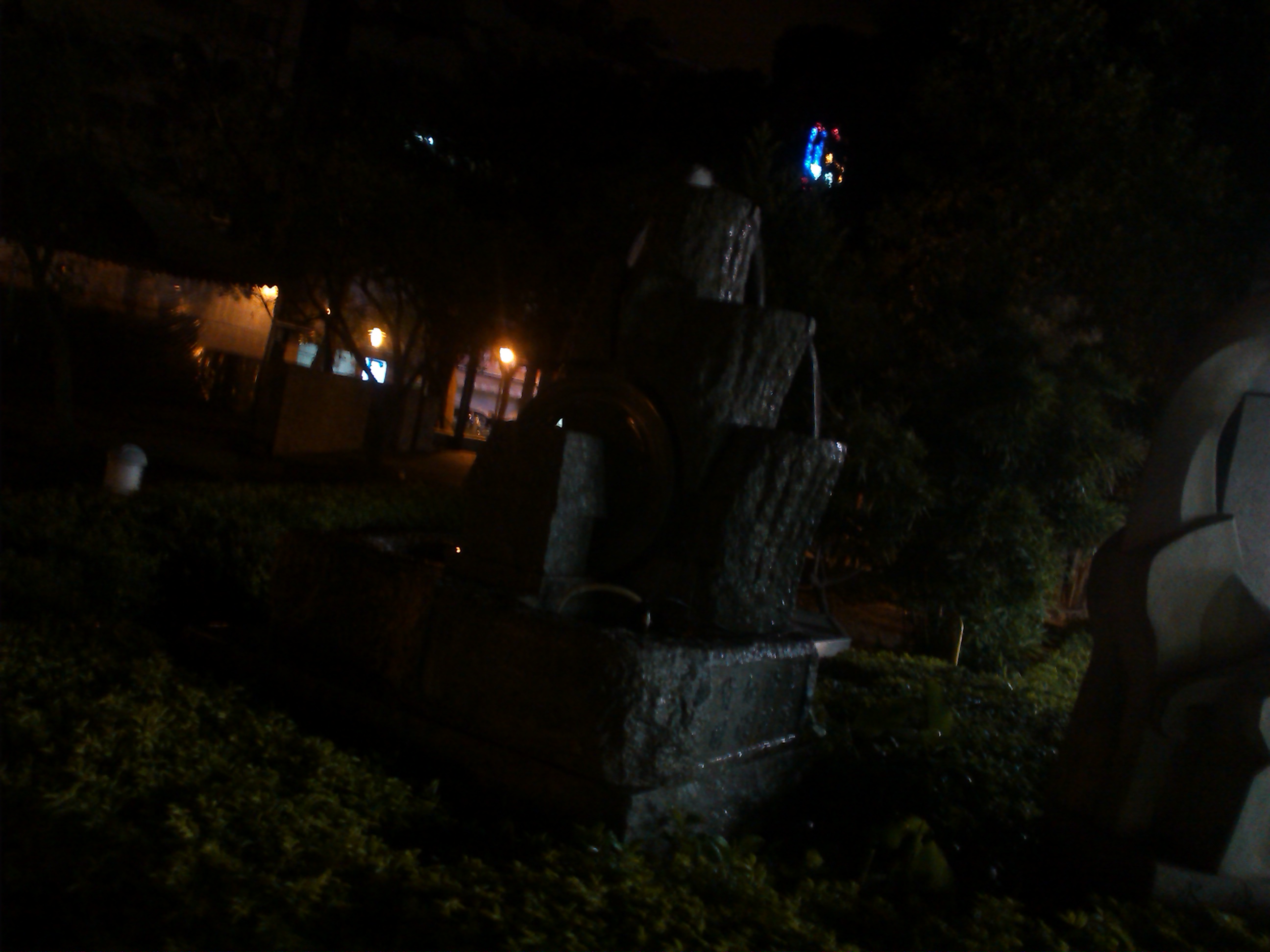 Sharp SH630E亞太智慧新秀 雙卡雙待雙核心！