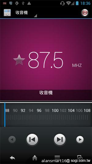 夏普SH837W雙核機 4.7吋、Super LCD 3螢幕