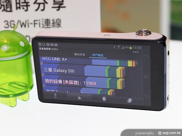 三星GALAXY Camera智慧相機跨界登台 單機16,900元