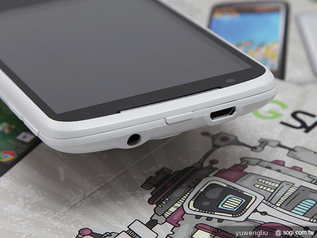 4.3吋簡約雙卡智慧精靈GSmart GS202