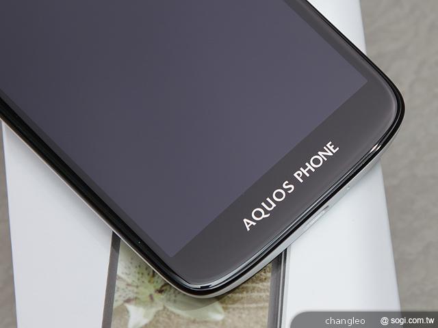 【外觀】5吋FHD 夏普AQUOS PHONE SH930W機身賞