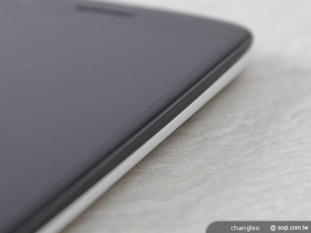 【外觀】5吋FHD 夏普AQUOS PHONE SH930W機身賞