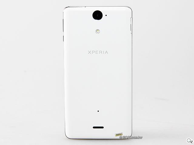 【外觀】泡水免驚！Sony Xperia V LT25i水嫩白賞析