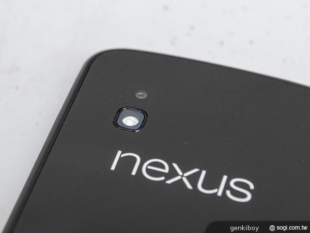 【外觀】秒殺新旗艦 Google Nexus 4開箱速覽