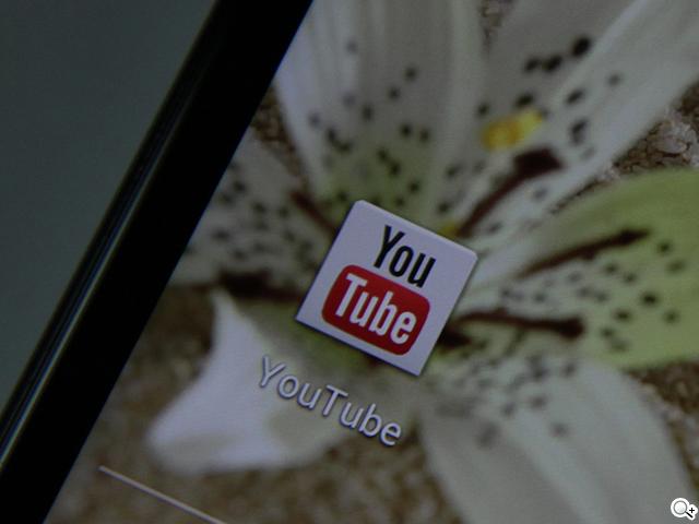 5吋1080P螢幕 HTC Butterfly與Sharp SH930W簡單比較