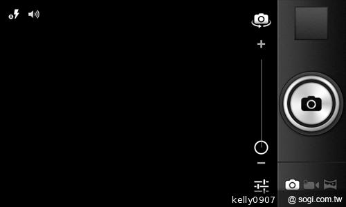 moii E801 五千有找的雙核4 吋雙卡智慧機