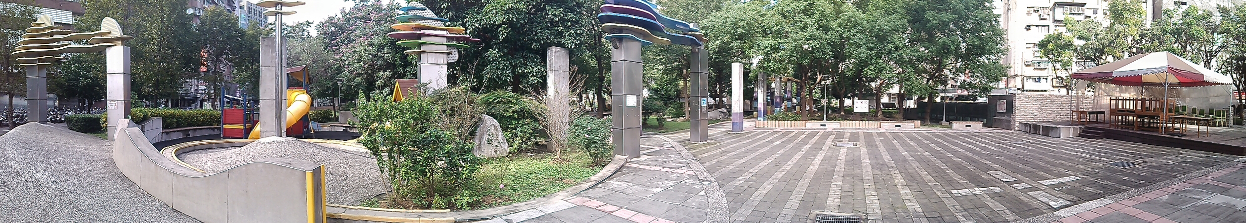 moii E801 五千有找的雙核4 吋雙卡智慧機