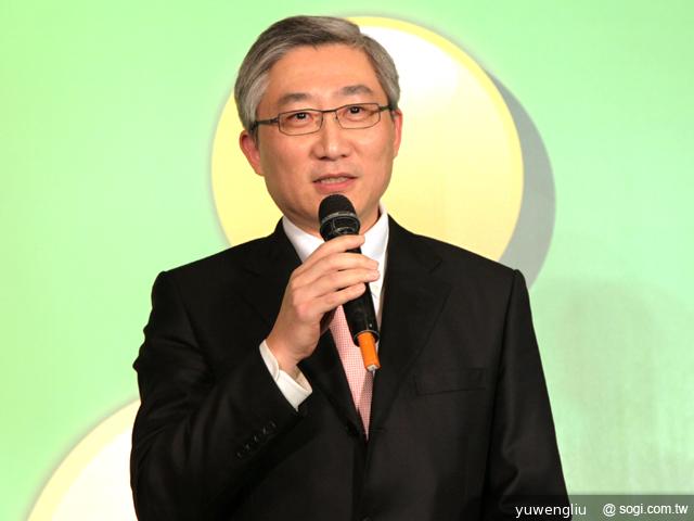 台灣大哥大推M+ Messenger 女子團體SHE代言 台灣大哥大推M+ Messenger 女子團體SHE代言