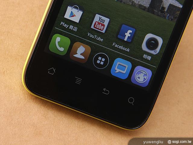 moii E801 五千有找的雙核4 吋雙卡智慧機