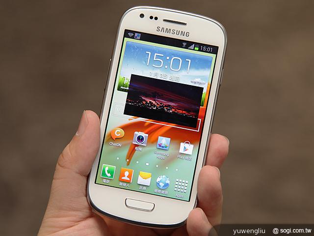 三星GALAXY S3 mini單機9900 四電信齊推