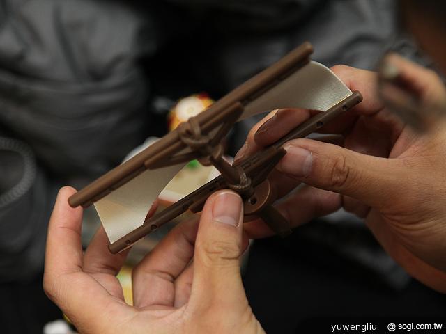 我要成為海賊王！NEC N-02E ONE PIECE特別版