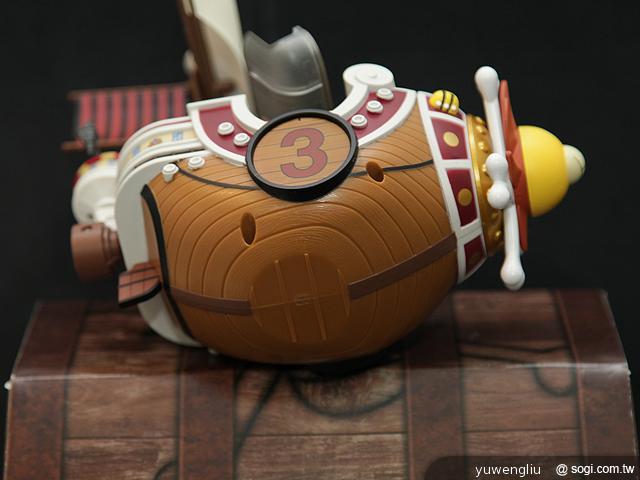 我要成為海賊王！NEC N-02E ONE PIECE特別版