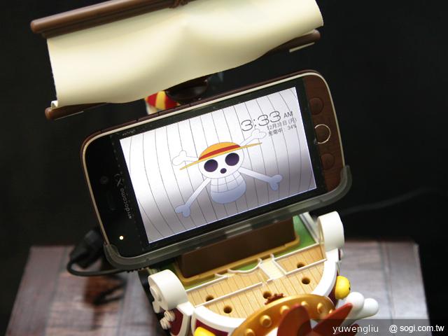 我要成為海賊王！NEC N-02E ONE PIECE特別版