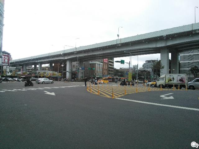 我要成為海賊王！NEC N-02E ONE PIECE特別版