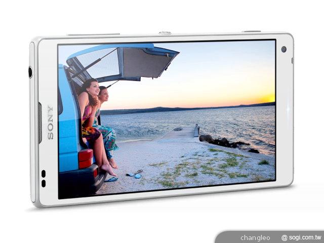 索尼發表5吋旗艦手機Xperia Z、ZL 1/14強勢登台【CES 2013】