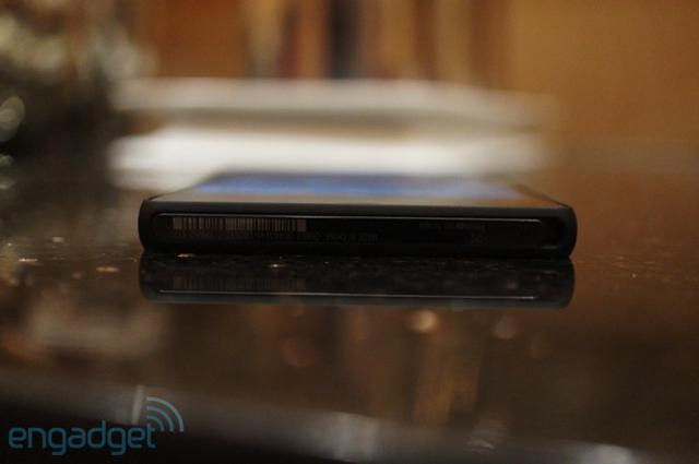 索尼旗艦雙機Xperia Z、ZL兩者差異大揭密！【CES 2013】