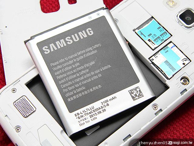 輕巧大視野 三星GALAXY Premier變臉機