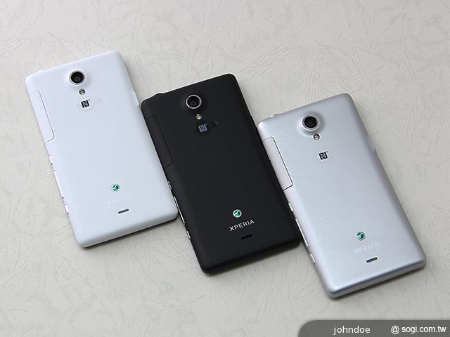 Sony Xperia T黑白銀三色、限量雅痞手機套賞析