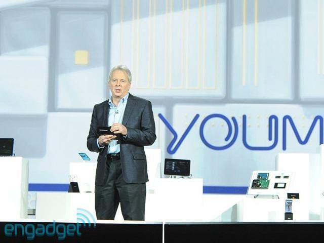 三星展示Youm軟性OLED螢幕安卓、WP8原型機【CES 2013】