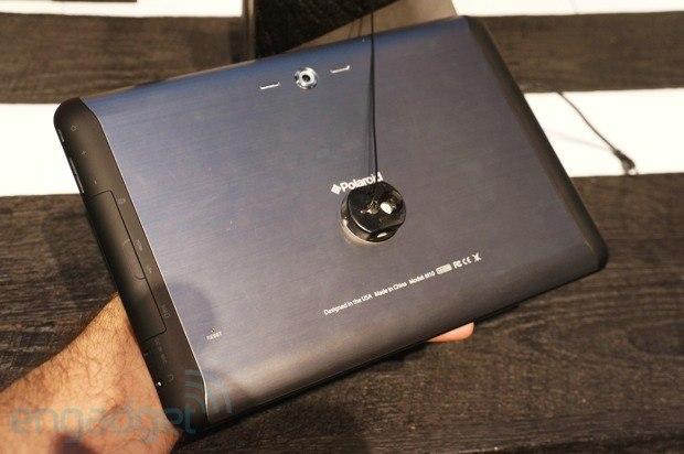Polaroid推M7、M10平板 點名挑戰iPad mini【CES 2013】