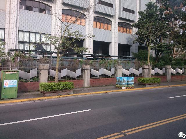 Sony Xperia T 心動弧線arc外型 怦然登場 Sony Xperia T 心動弧線arc外型 怦然登場