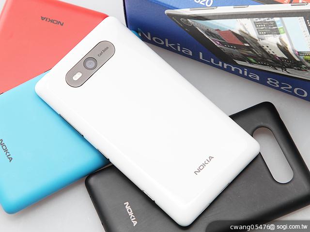 NOKIA Lumia 820無線充電彩殼換換機