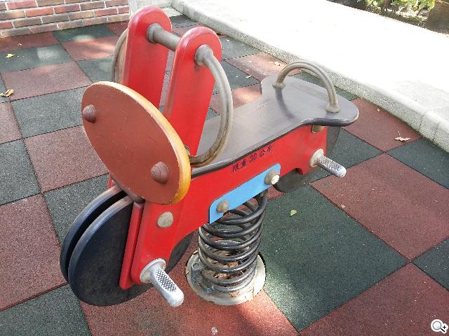 輕巧大視野 三星GALAXY Premier變臉機