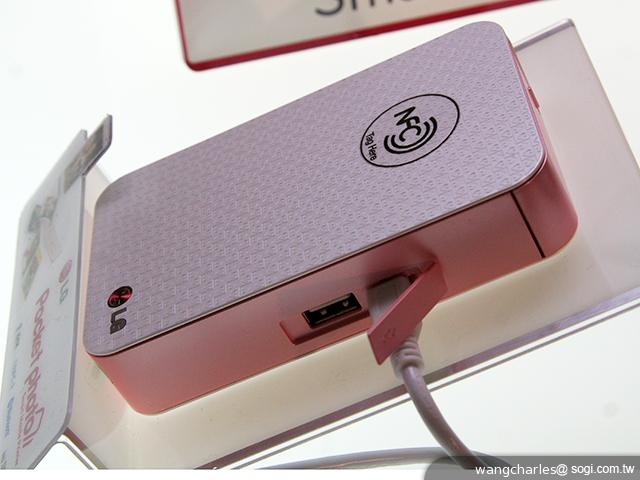 LG推Pocket Photo口袋相印機 隨拍隨印