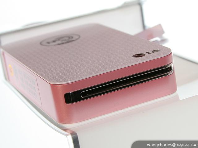 LG推Pocket Photo口袋相印機 隨拍隨印