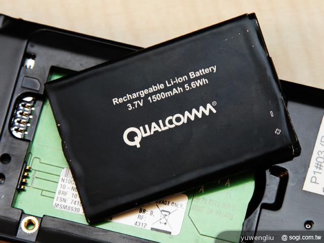 高通驍龍新雙核處理器MSM8930工程機跑分實測 自拍輔助好酷炫！