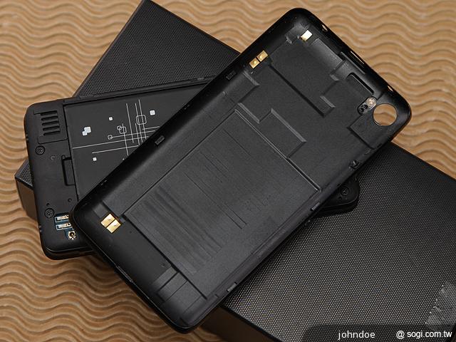 台灣製造的平價雙核手機 INHON PAPILIO G1