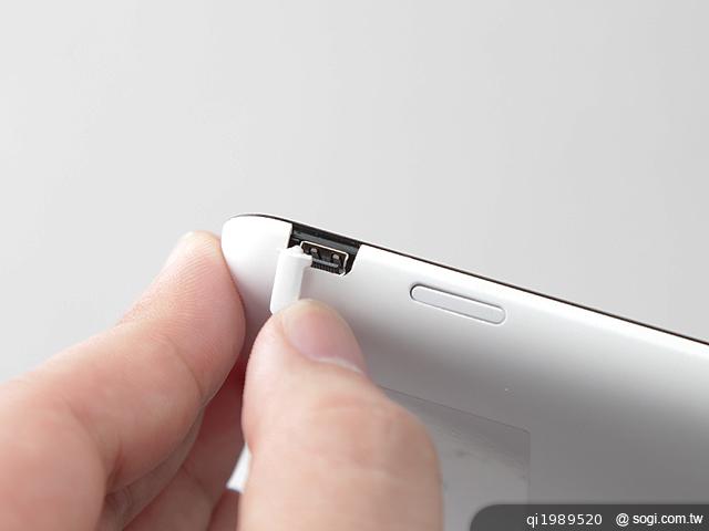 華碩VivoTab Smart ME400平板 Win8輕巧帶著走