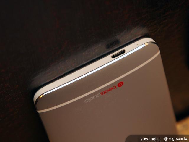 新HTC One外型、效能搶先看 預計3月登台