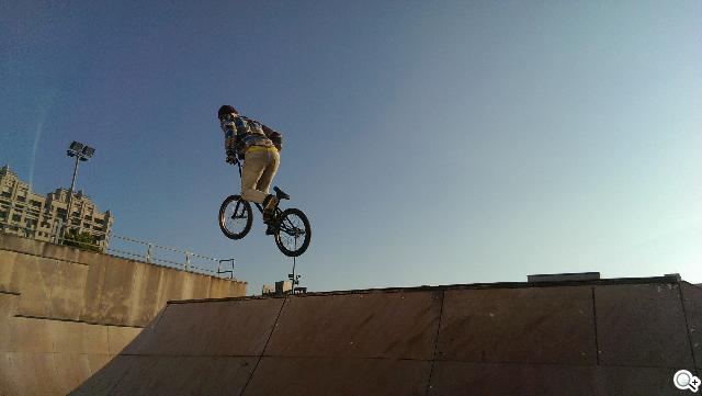 408萬畫素新HTC One實拍測試 UltraPixel與Zoe解析