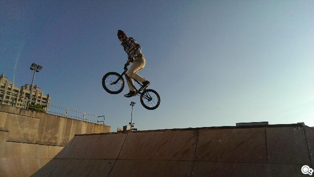 408萬畫素新HTC One實拍測試 UltraPixel與Zoe解析