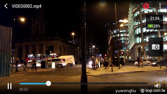 新HTC One搭Sense 5介面 BlinkFeed等功能體驗