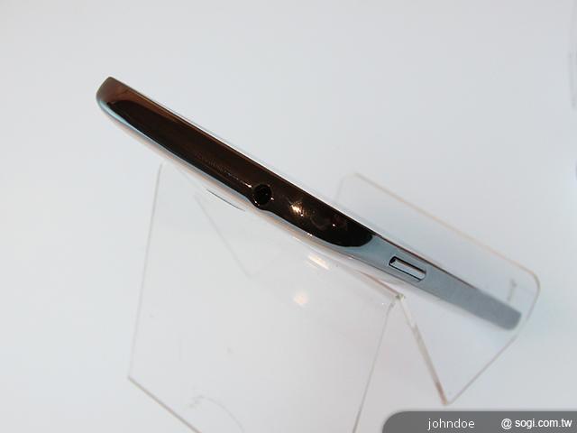 三星GALAXY Grand Duos五吋雙卡機月底開賣 單機13900 三星GALAXY Grand Duos五吋雙卡機月底開賣 單機13900