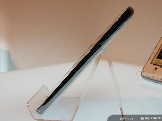 三星GALAXY Grand Duos五吋雙卡機月底開賣 單機13900 三星GALAXY Grand Duos五吋雙卡機月底開賣 單機13900