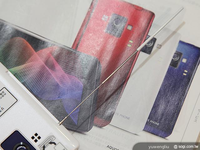 夏普AQUOS PHONE ZETA SH-02E極致效能日系美型