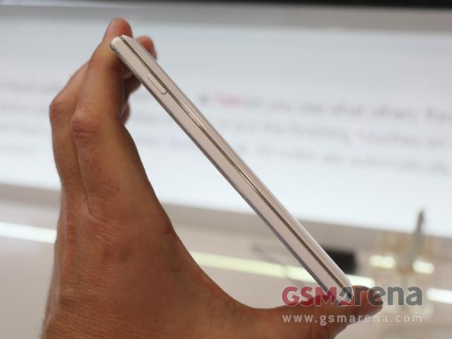 LG Optimus G、F、L、Vu四系列手機全面亮相【MWC 2013】