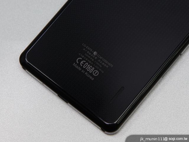 樂金四核旗艦機LG Optimus G 採水晶反射處理