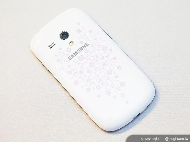 三星Note2櫻花粉上市 S3、S3mini等新色四月推出