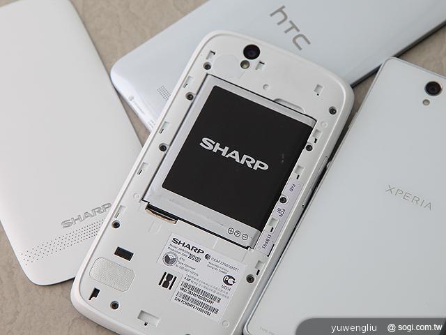 5吋Full HD旗艦機 Xperia Z、蝴蝶機、SH930W比拚