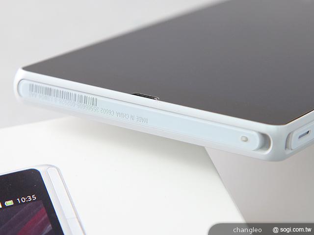 【圖賞】白色情人節首選！Sony Xperia Z C6602鏡瀲白