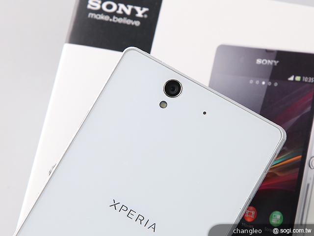 【圖賞】白色情人節首選！Sony Xperia Z C6602鏡瀲白